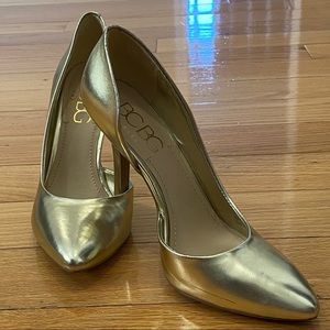 BCBG Paris Gold Metallic D’Orsay Heels Pl-Jaze